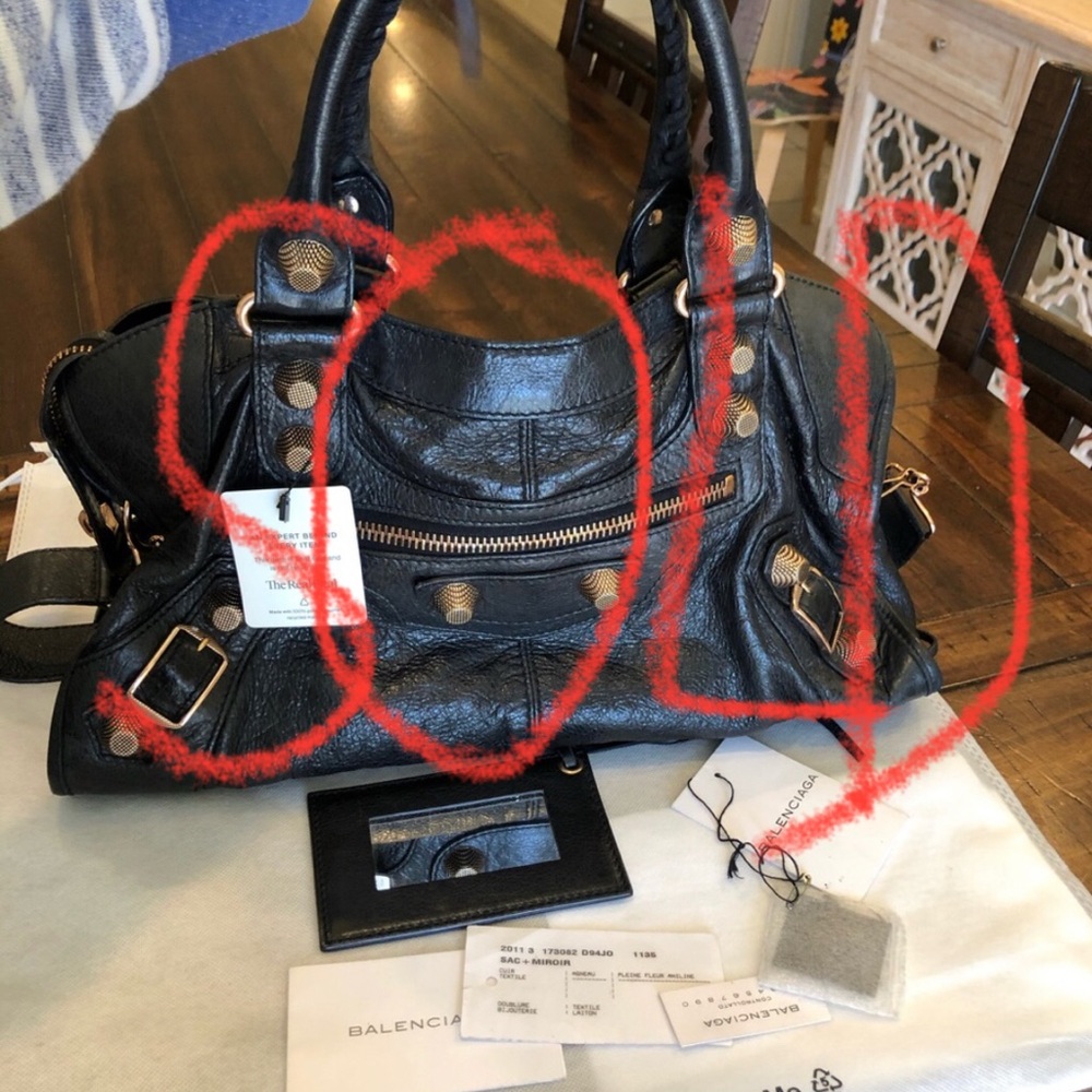 🌺🌸🌼SOLD 🎉🎉🎉Authentic Balenciaga part time